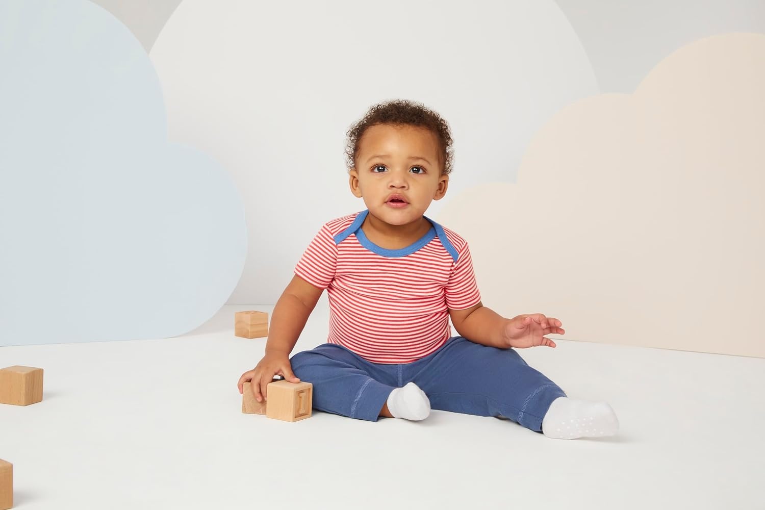 image:imageHUGGIES Baby 5pack Everyday BodysuitOatmeal HeatherAmericana