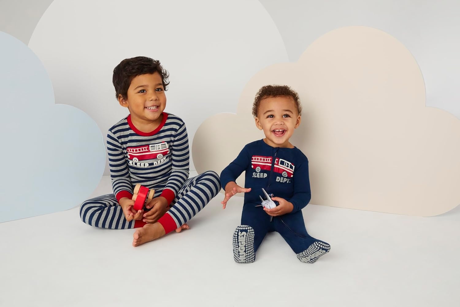 image:imageHUGGIES Baby Long Sleeve Pajama 4piece SetMid Grey HeatherFire Trucks
